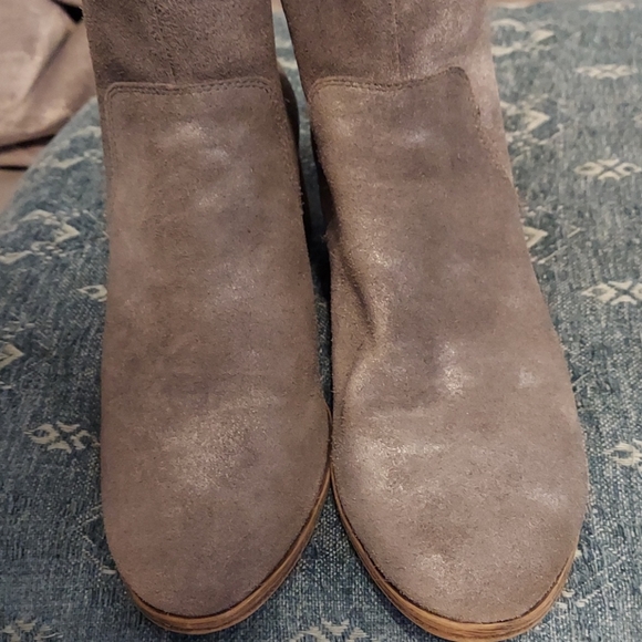 Super Cute Lucky Booties 7 1/2 - Picture 10 of 10